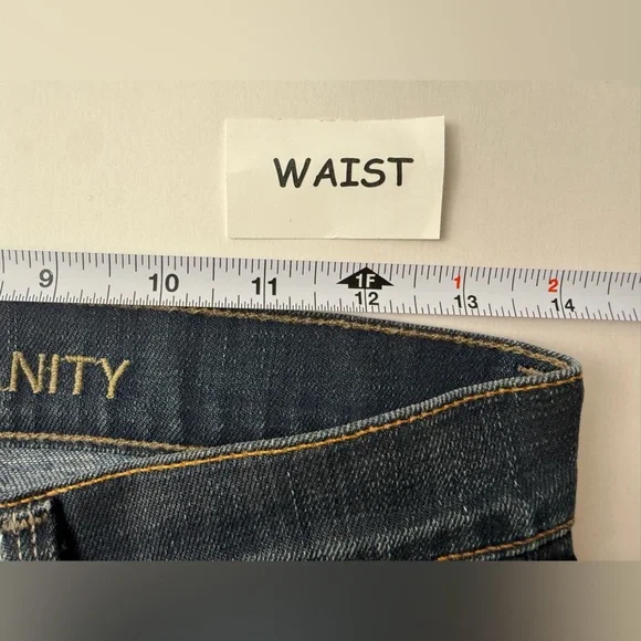 Citizens of Humanity Devote Rocker Flare SZ. 26 Style 1406-131 Flare Jeans EUC Flare & Wide Leg